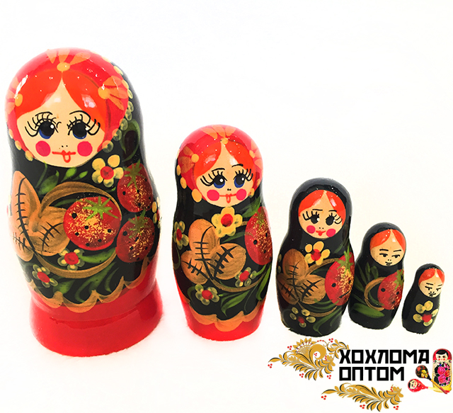 Matryoshka "Wild Strawberry" (5 dolls)